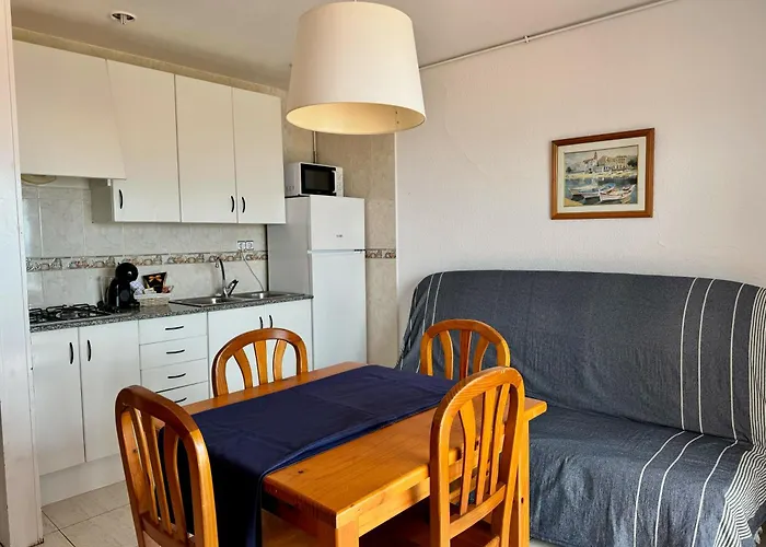 Zodiac Ab 4b * Lloret de Mar